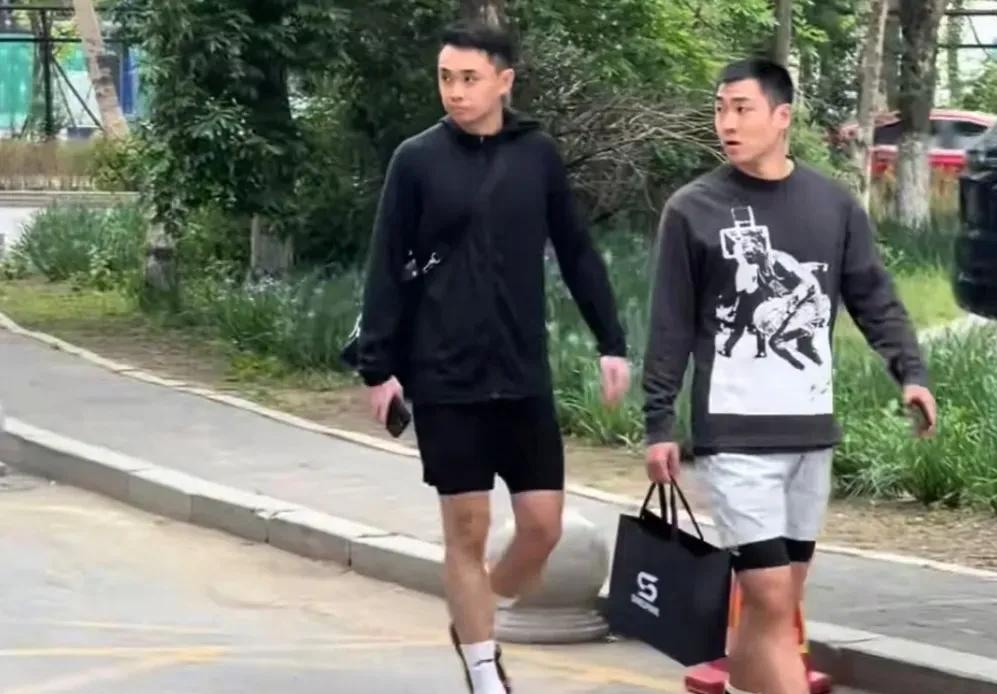 辽宁队翻盘凯尔特人，高诗岩带队取胜