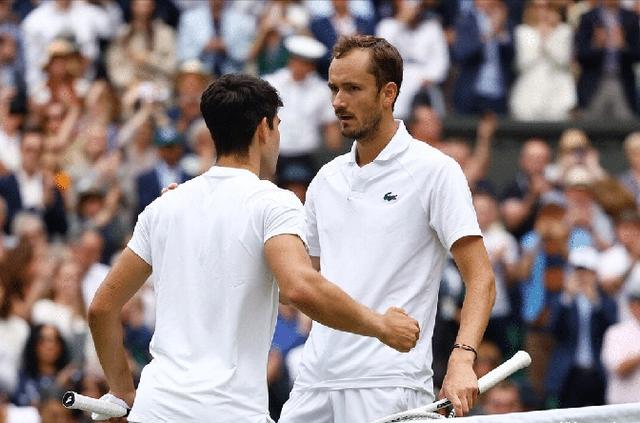 温网完胜法网，梅德韦杰夫惊艳四座