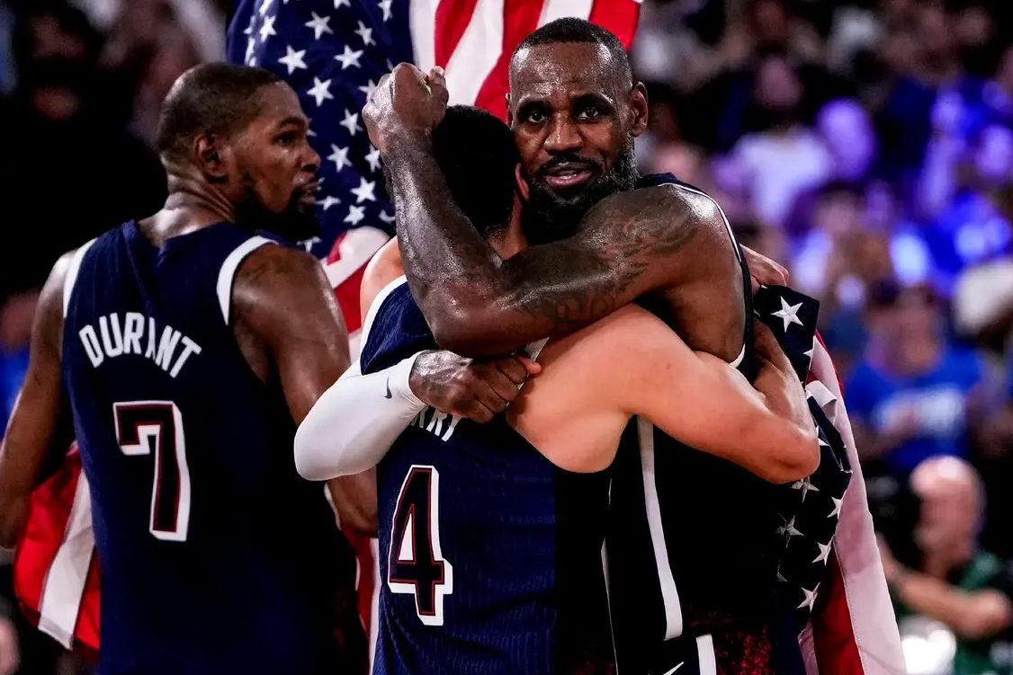 开云体育在线-法国队横扫奥地利队，马龙统治全场