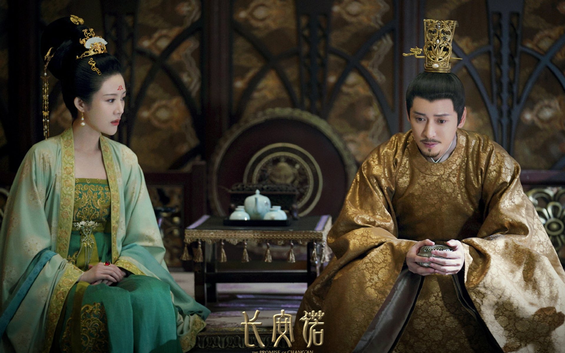 F1街道赛之夜，一颗足球炸弹划破引擎交响曲，黄喜灿如何在心跳间隙定乾坤？