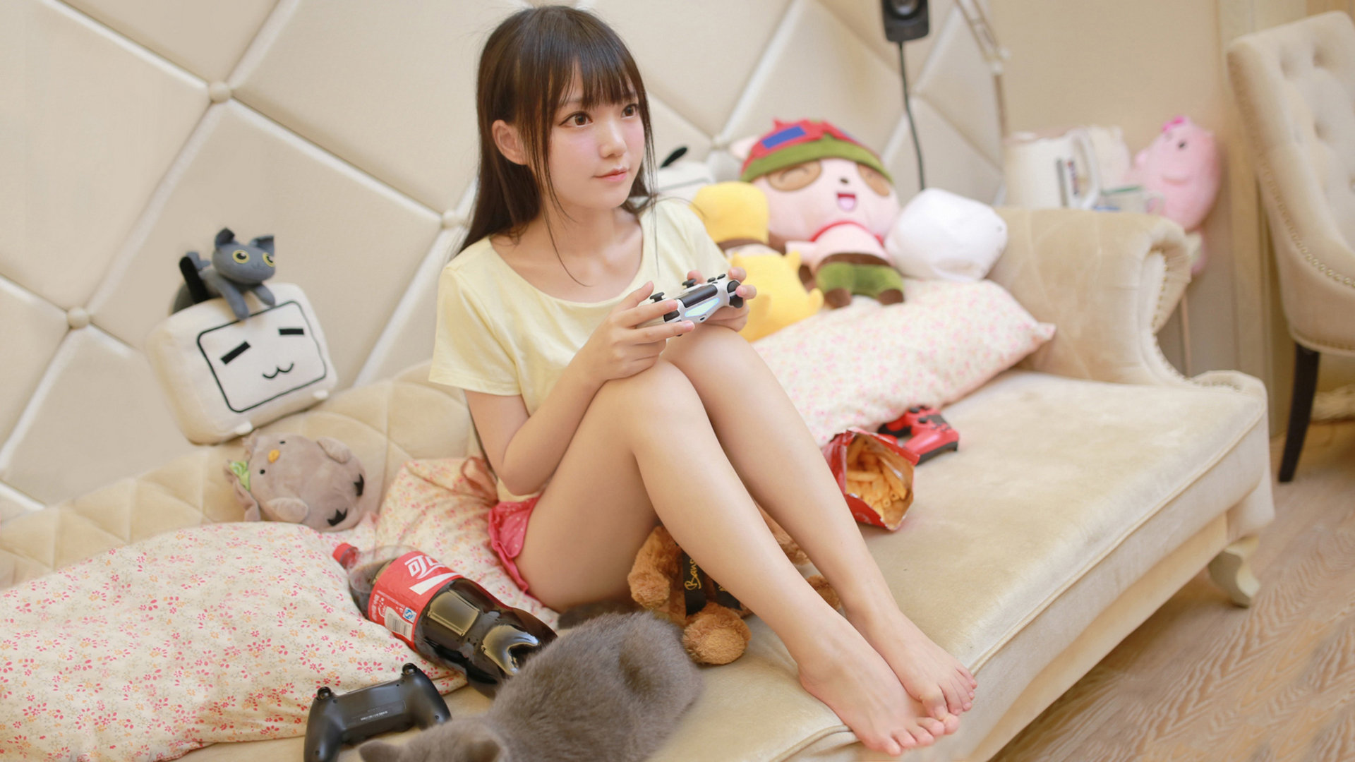 星辰落入战场,本泽马的法式优雅与塞维利亚的一剑封喉