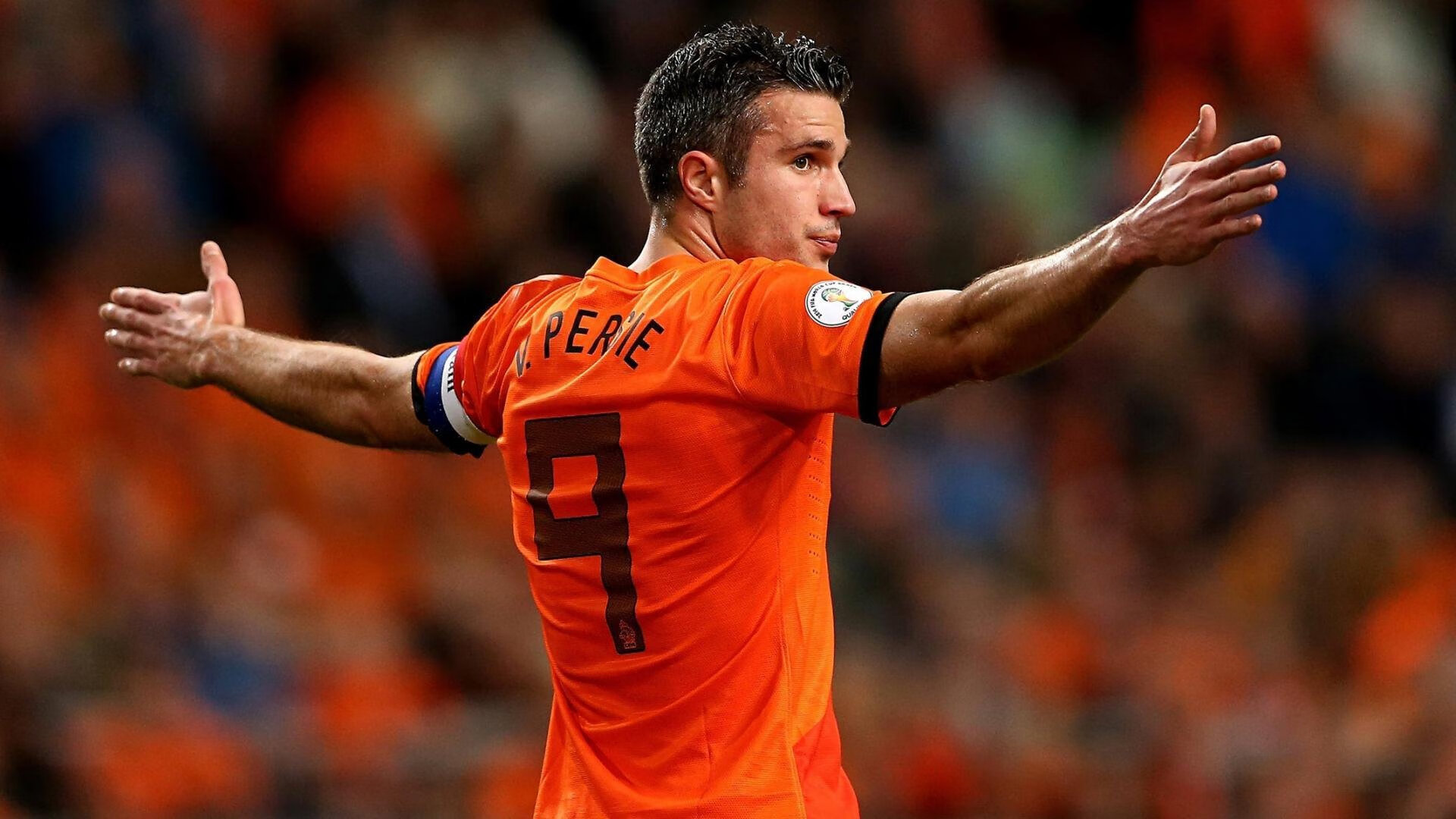 开云体育入口-当巴黎圣日耳曼降临德甲争冠战，一场平行宇宙的焦点对决