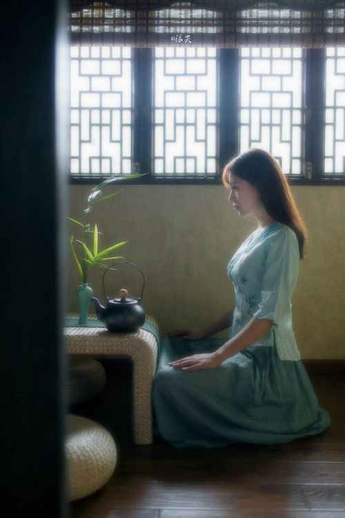 篮球烽火，足球权杖，西决生死战映照下，比利时如何收割AC米兰