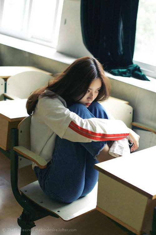 群星黯淡时，点燃闪电的人