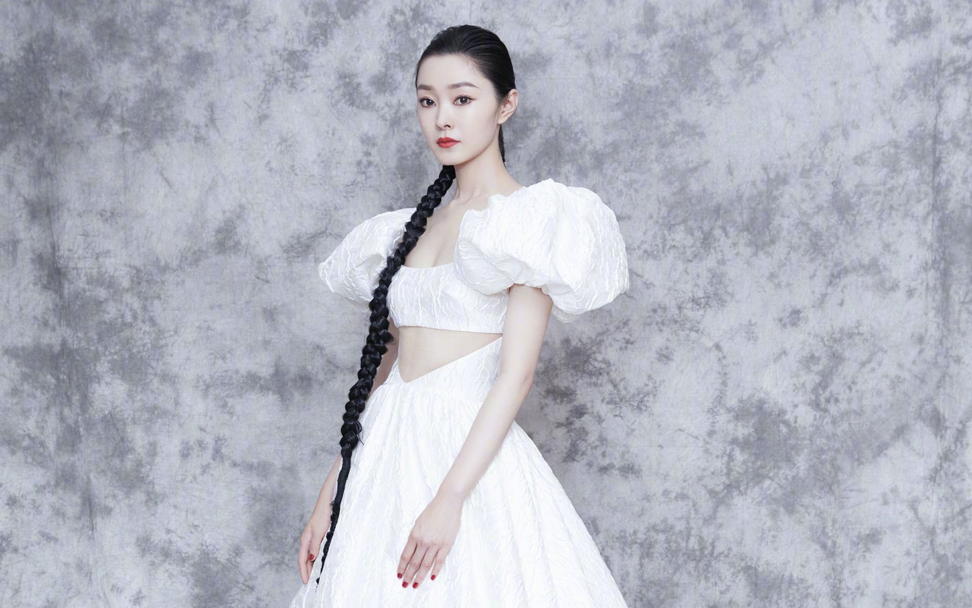 开云体育app-大胜背后的定盘星，德罗赞之夜，湖人完胜山西队