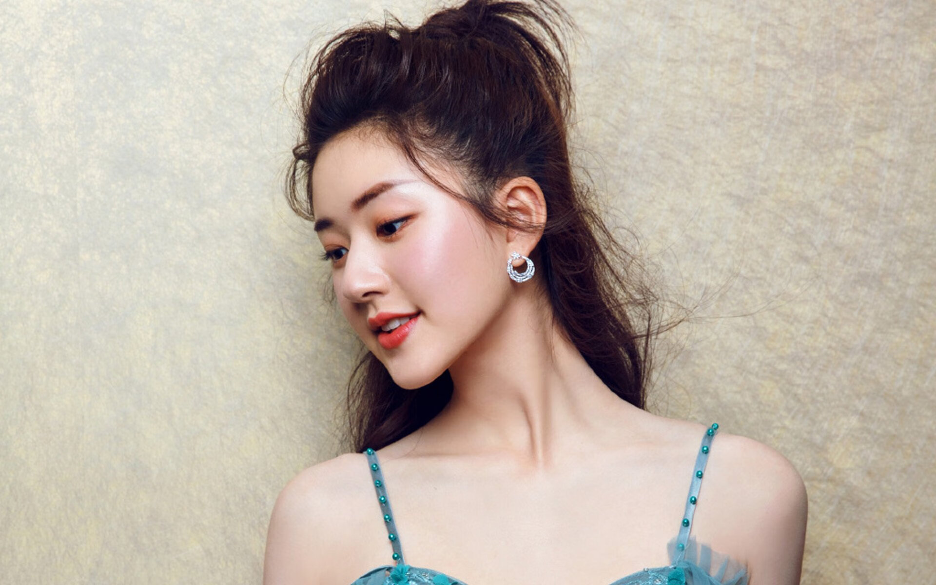 开云体育app-蓝衣风暴，意大利如何以一场攻防教科书击溃黑马，锁定头名？